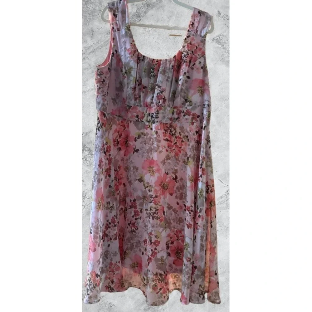 Signature Ella Pink Floral Empire Waist Chiffon Dress Plus Size 20W Sleeveless - Picture 1 of 7
